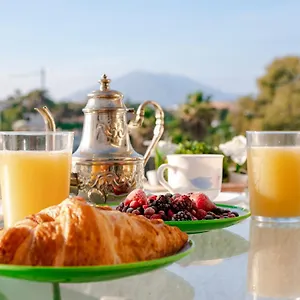 https://jardines-puerto-banus-rooms.es-andalucia.com