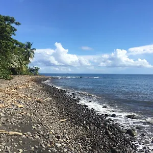 https://chez-ghilaine.comcaribbean.com