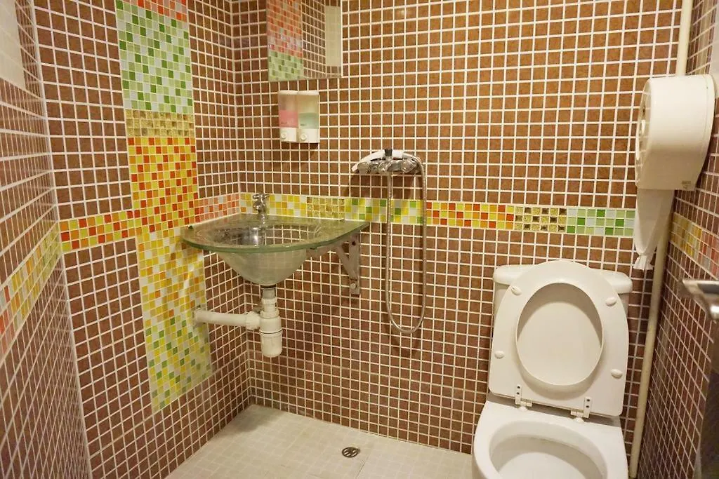 Chung Kiu Come Inn Hong Kong Guest house